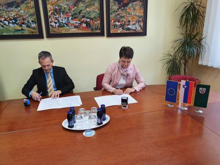 Podpis pogodbe_slika 2